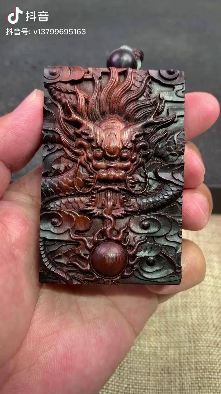 龙牌龙行天下福建非遗dou起来工匠精神手工雕刻手把件
