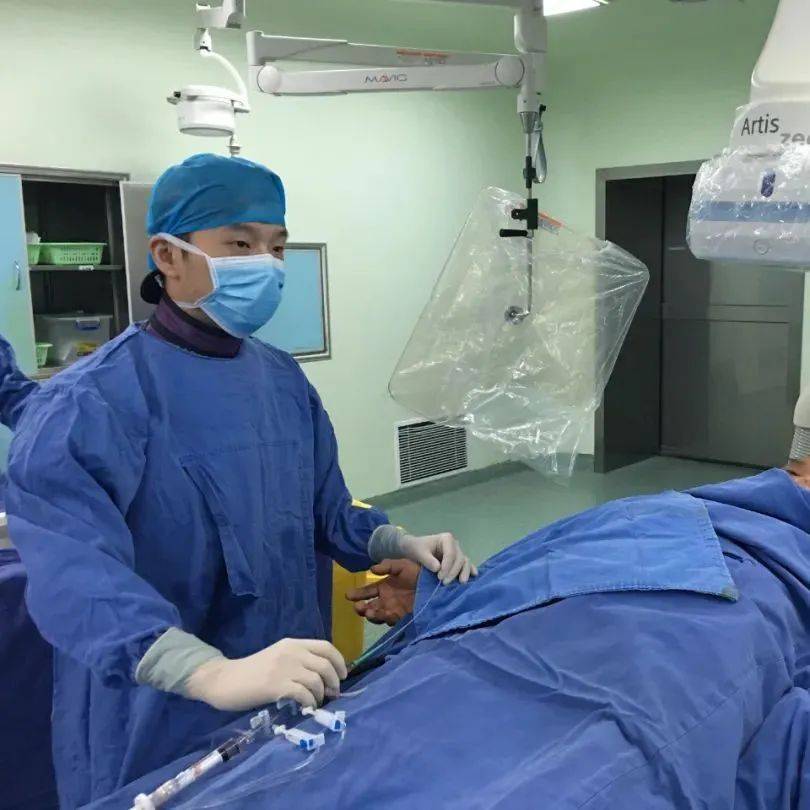 株洲市中心医院心血管内二科朱科:用生命守护生命的医者_患者_胸痛_医生