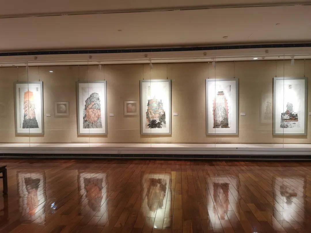 莞城美术馆展出庆祝香港回归祖国25周年中国画邀请展