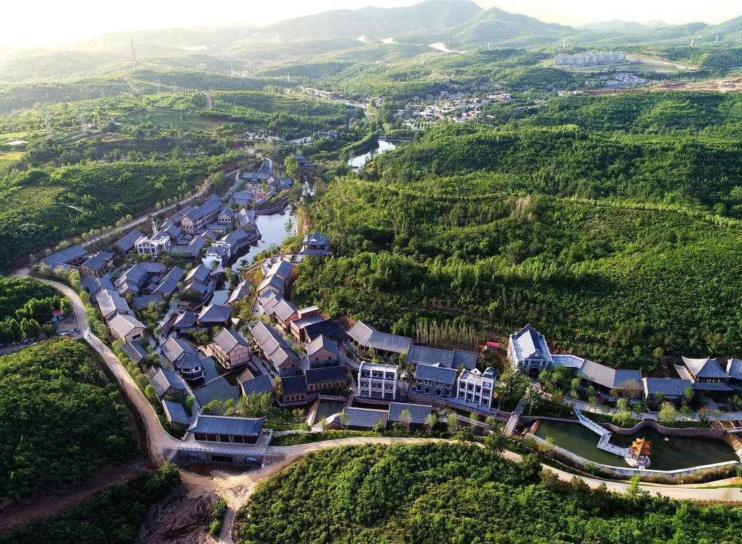 end扫描关注我们西部长青了解更多相关资讯公交路线公交车乘旅游9路