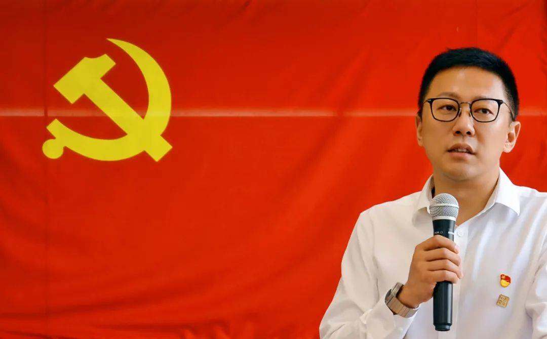 国能中电董事长白云峰携手为国齐蝶变