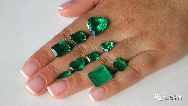 ���ױ��ǣ�������ĸ�̺�͸�˱�ʯ�����������