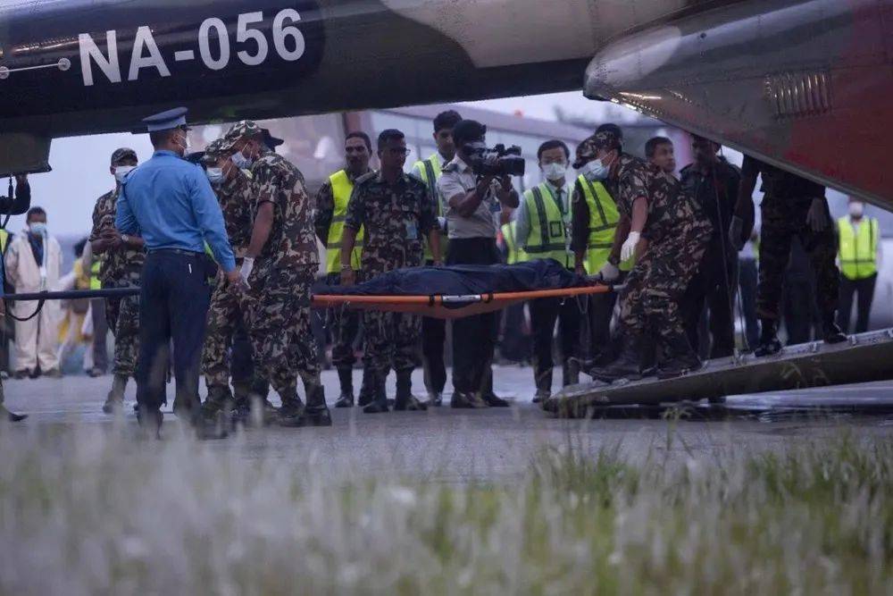 尼泊尔坠毁飞机的黑匣子被发现(尼泊尔坠毁飞机的黑匣子被发现了吗?)