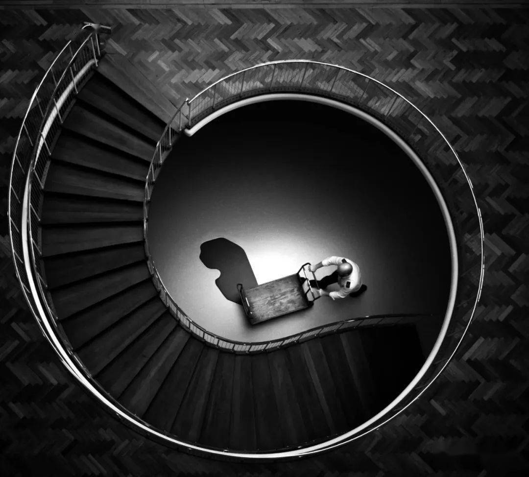 黑白世界里的纯情时光下