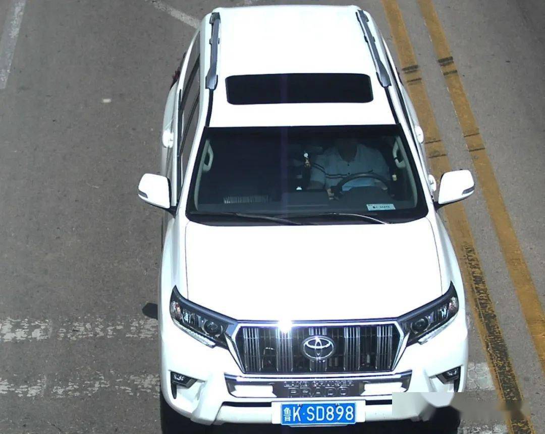 年5月28日违法地点:宁津街道办事处07违法曝光2车牌:鲁ku587t违法内容