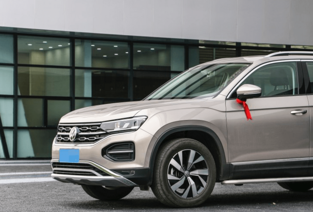 层云vs流瀑颜值党来聊聊探岳和柯迪亚克哪个好