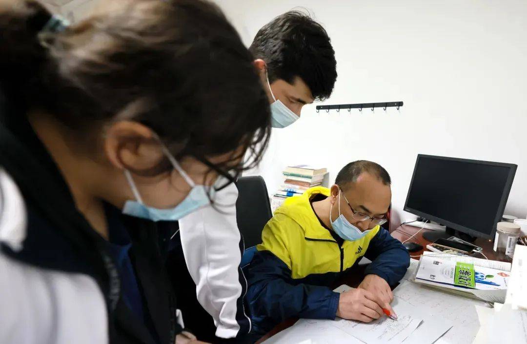 惊喜深圳这所77年老牌名校里藏着一座公园背后实力让人羡慕