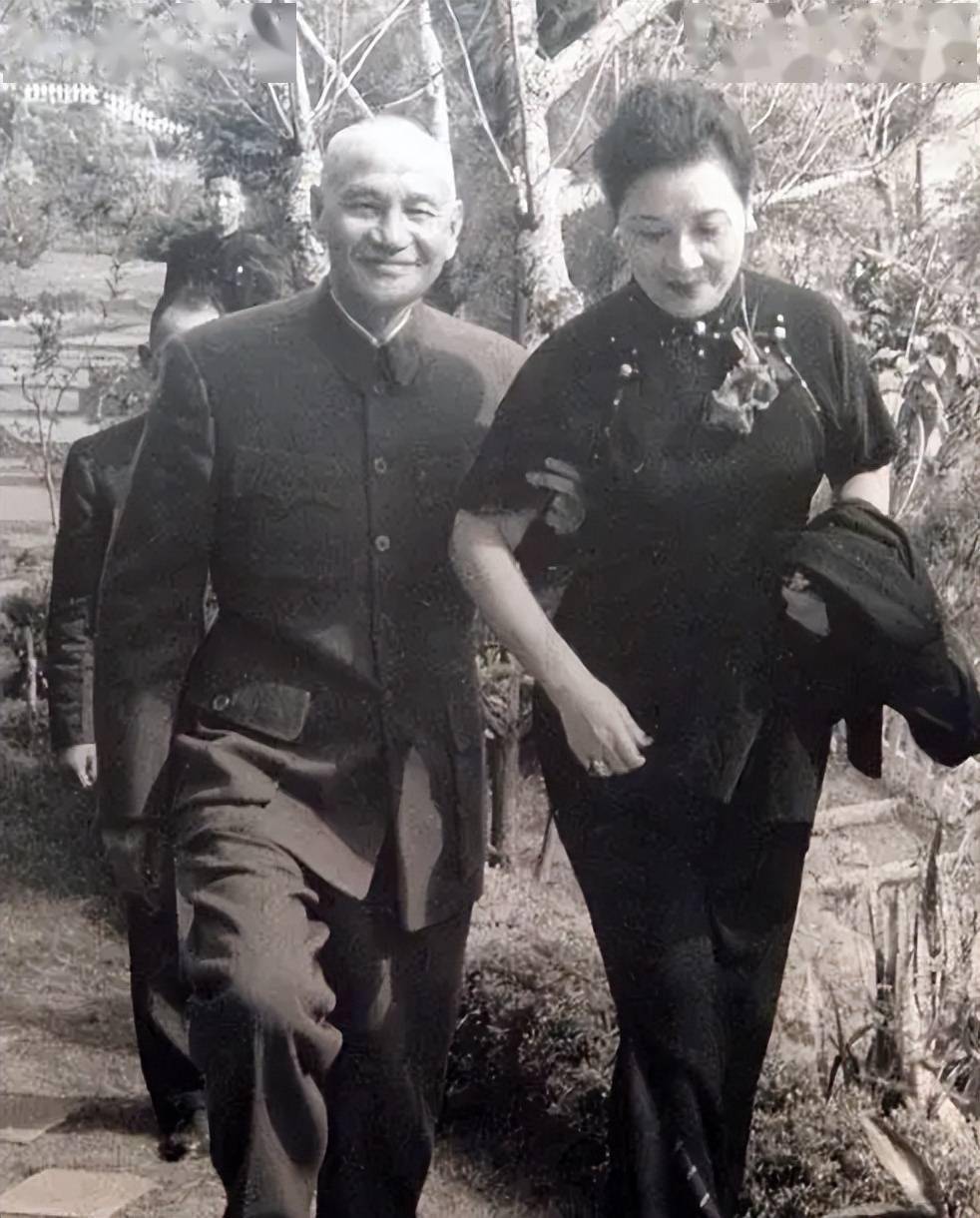 蒋介石作为领袖,他的每次出行,国民党人都要进行保卫工作,可是这一次