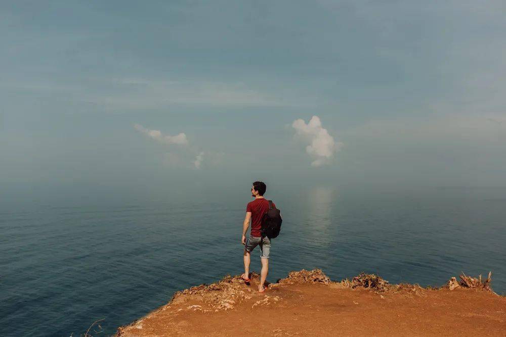 人到中年请收起你的心软