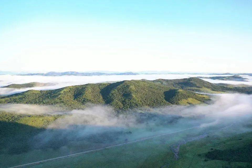 扎赉特旗神山景区迎来端午旅游"小高峰"_游客_王佳斌_景点