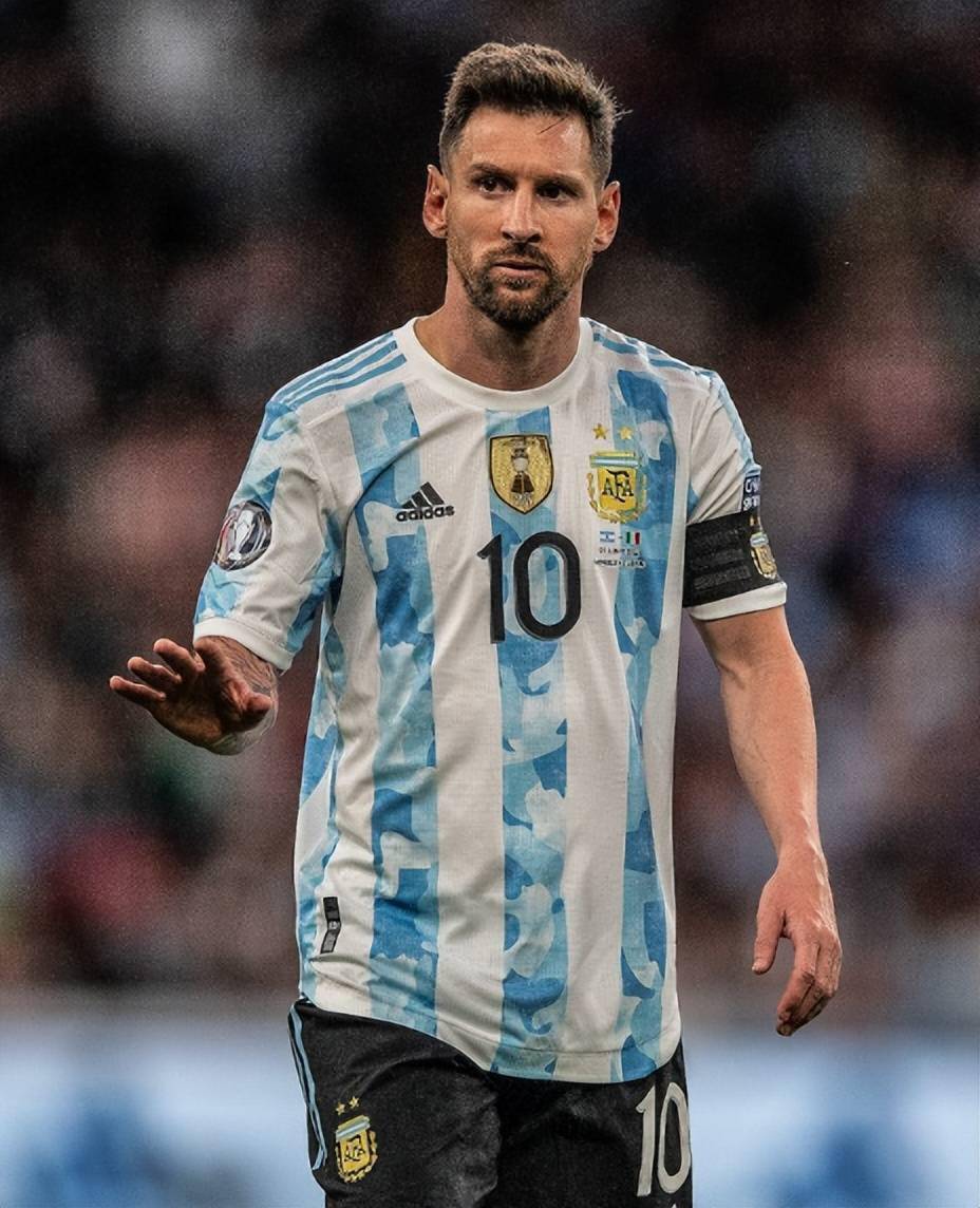 梅罗依旧年轻:c罗4分钟双响连刷世界纪录 梅西单场5球历史第一人