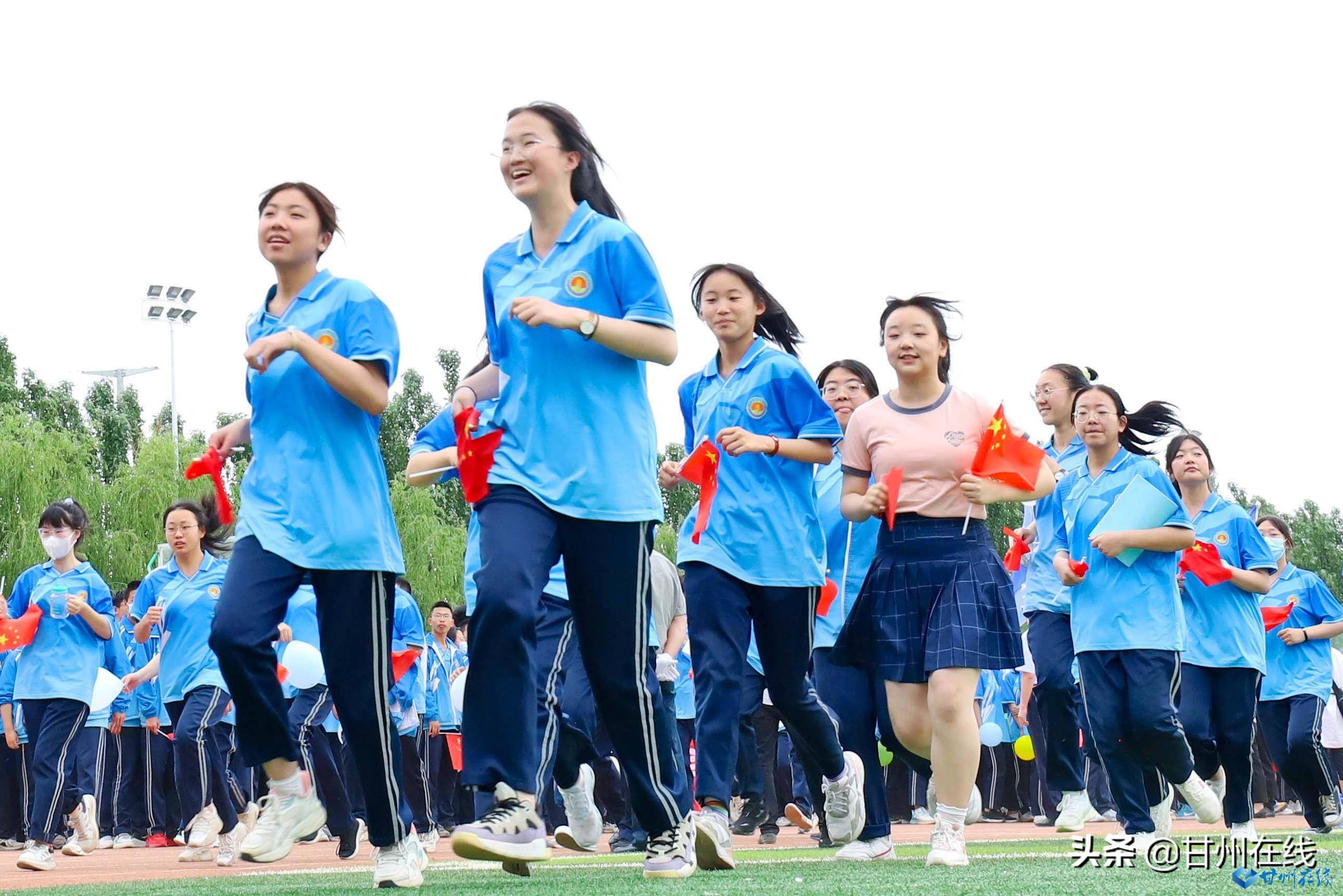 张掖中学千名学子青春扬帆梦想起航