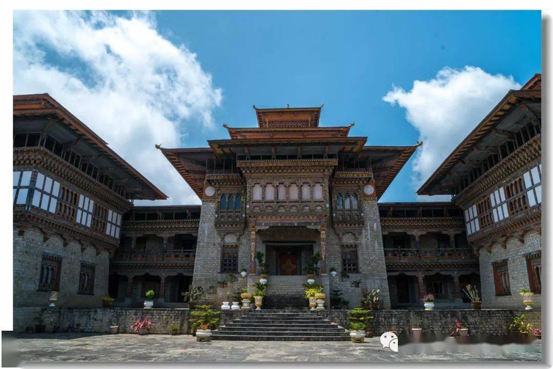 群山簇拥好风光我眼中的不丹风情上