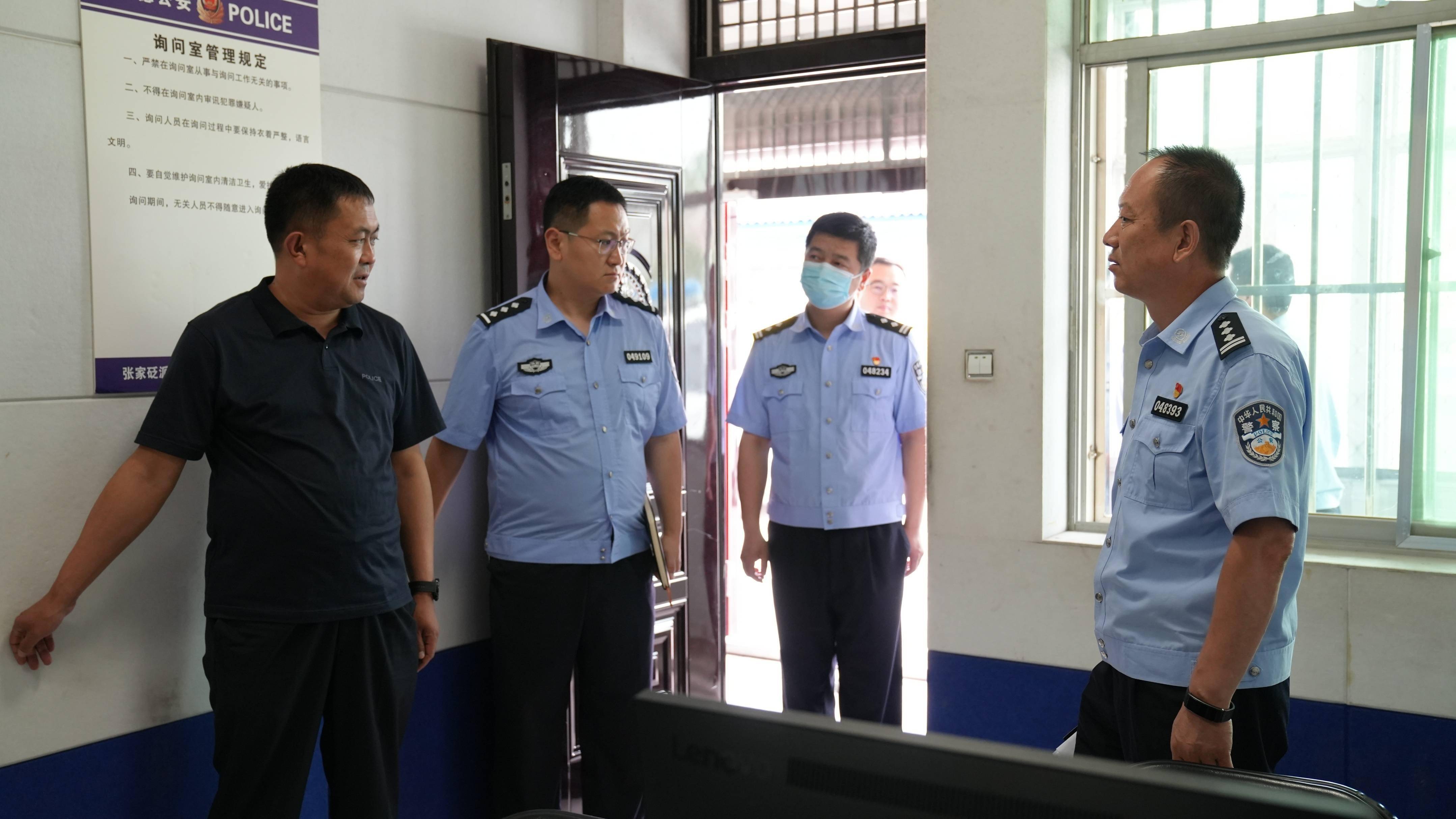 张荣 通讯员 张芳磊)6月7日上午,副县长,县公安局党委书记,局长吴亮