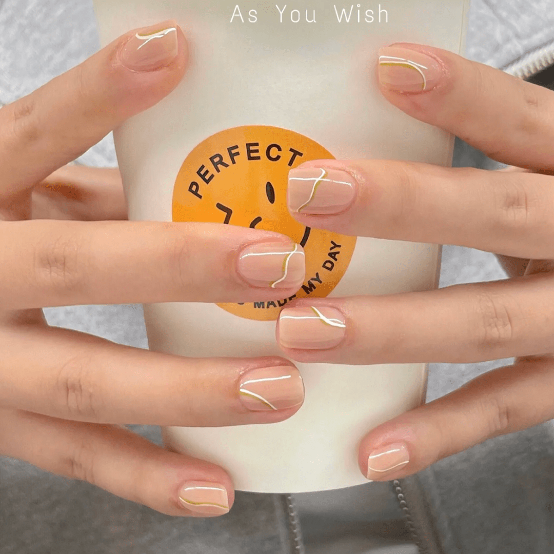 150款巨好看的夏日美甲!清凉显手白,短甲也能做!_款式_指甲_手指头