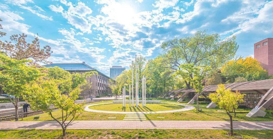 北林大的夏天~_校园_夏日_楼宇