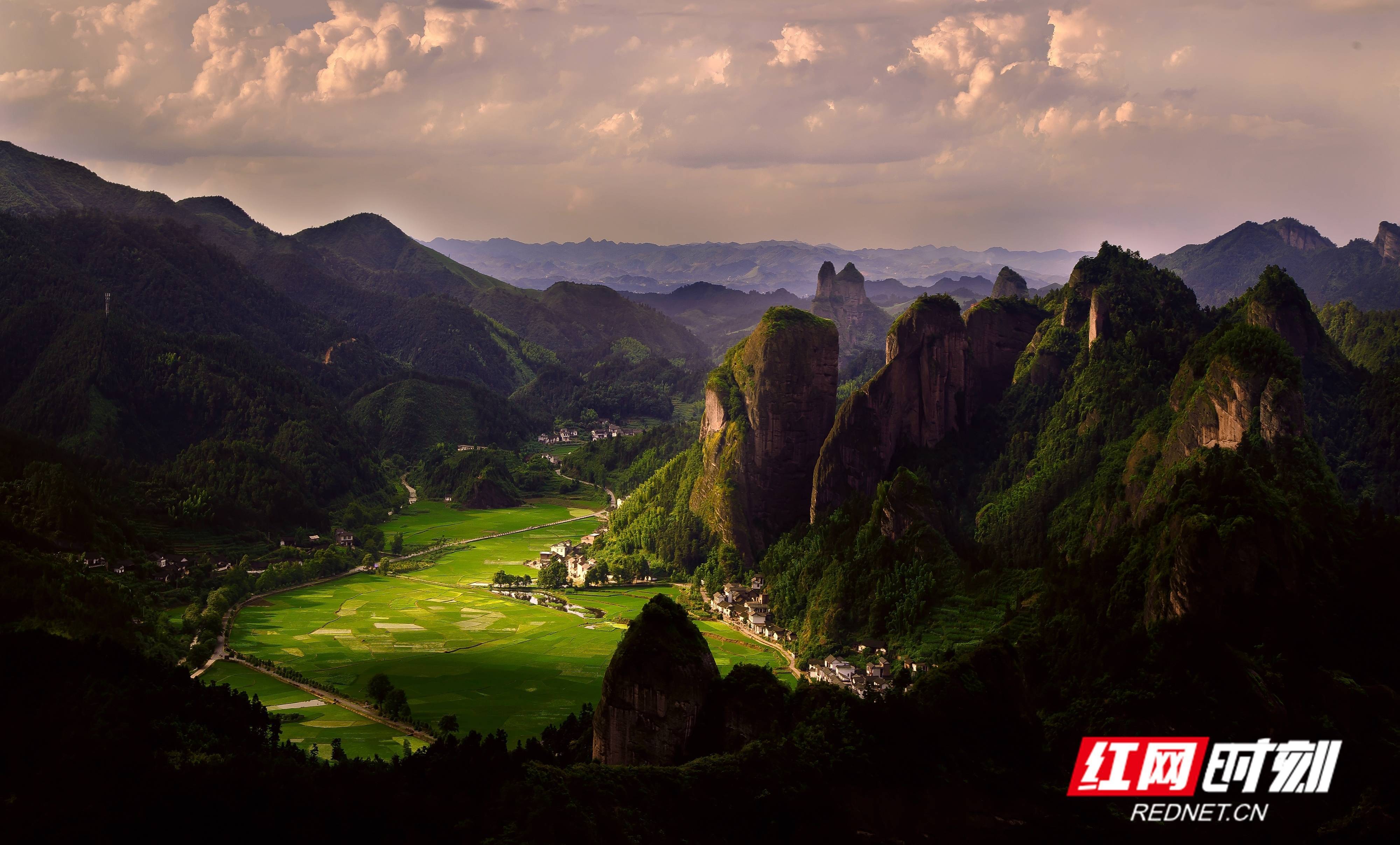 湖南文化自然遗产资源丰富：武陵源、崀山等7处遗产地，你去过吗？