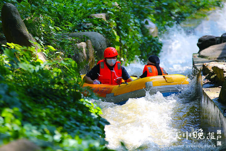 驻马店金顶山峡谷漂流正式开漂超嗨