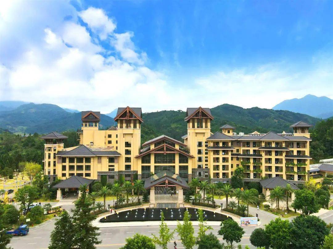 广西贺州市八步区南乡镇位于世界长寿市——西溪森林温泉大酒店即日起