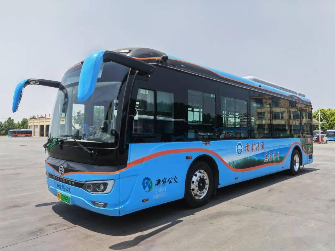 济宁公交扎实开展以案三说八个一系列活动