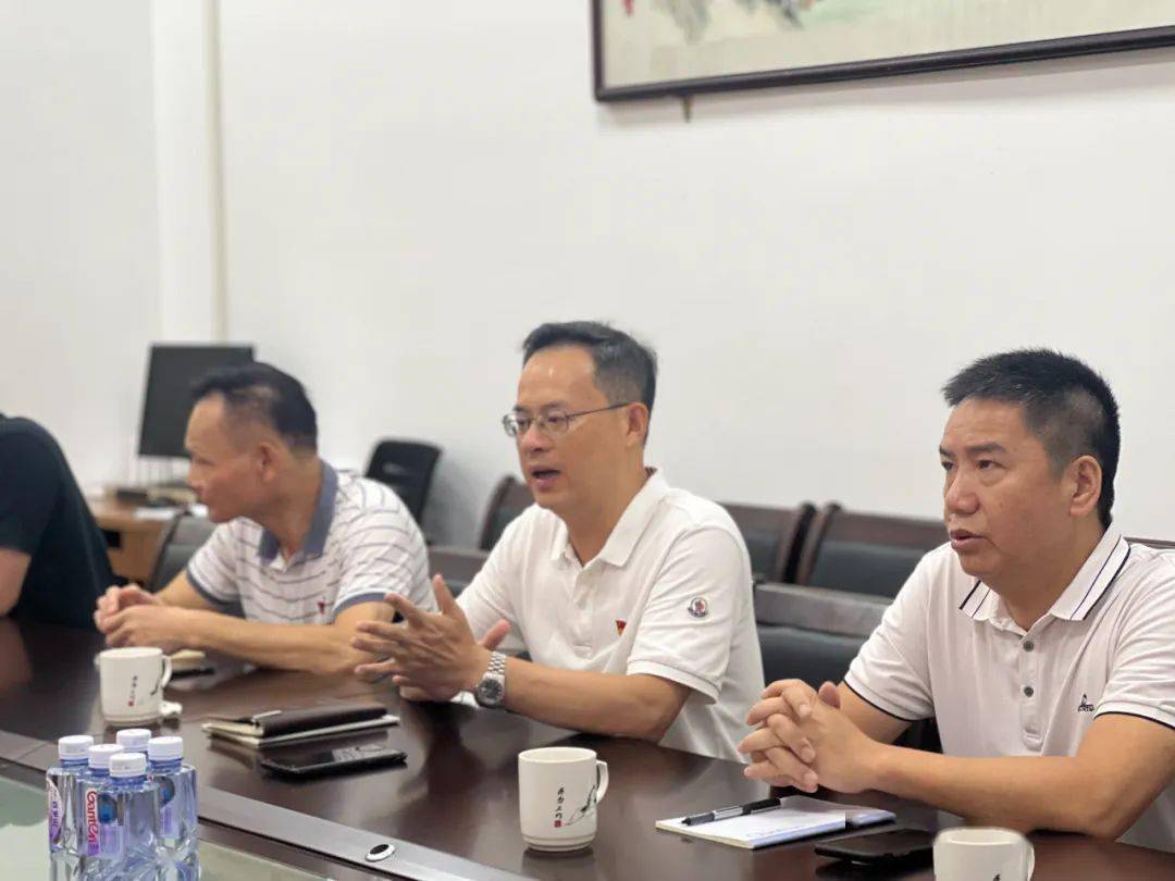 6月6日,澄海区副区长蓝宗楷,区政府办公室副主任肖斯伟,澄海区市场