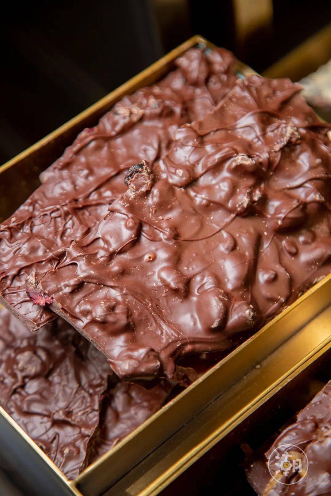 传承172年的瑞士老牌手工巧克力成都首店焕新升级