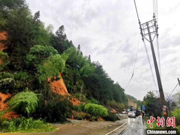 福建三明暴雨持續 房屋被淹,供電設施受損_應急_搶修_明溪縣