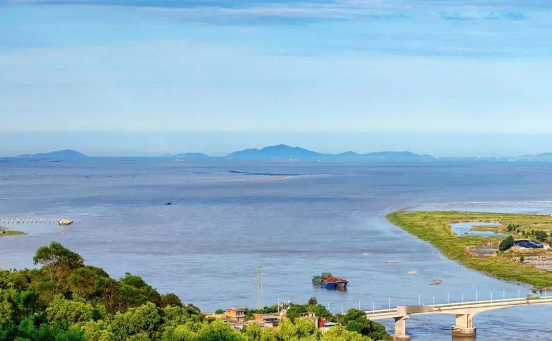 枕山襟海听雨眠连江夏天的美也藏在这绵绵雨季里