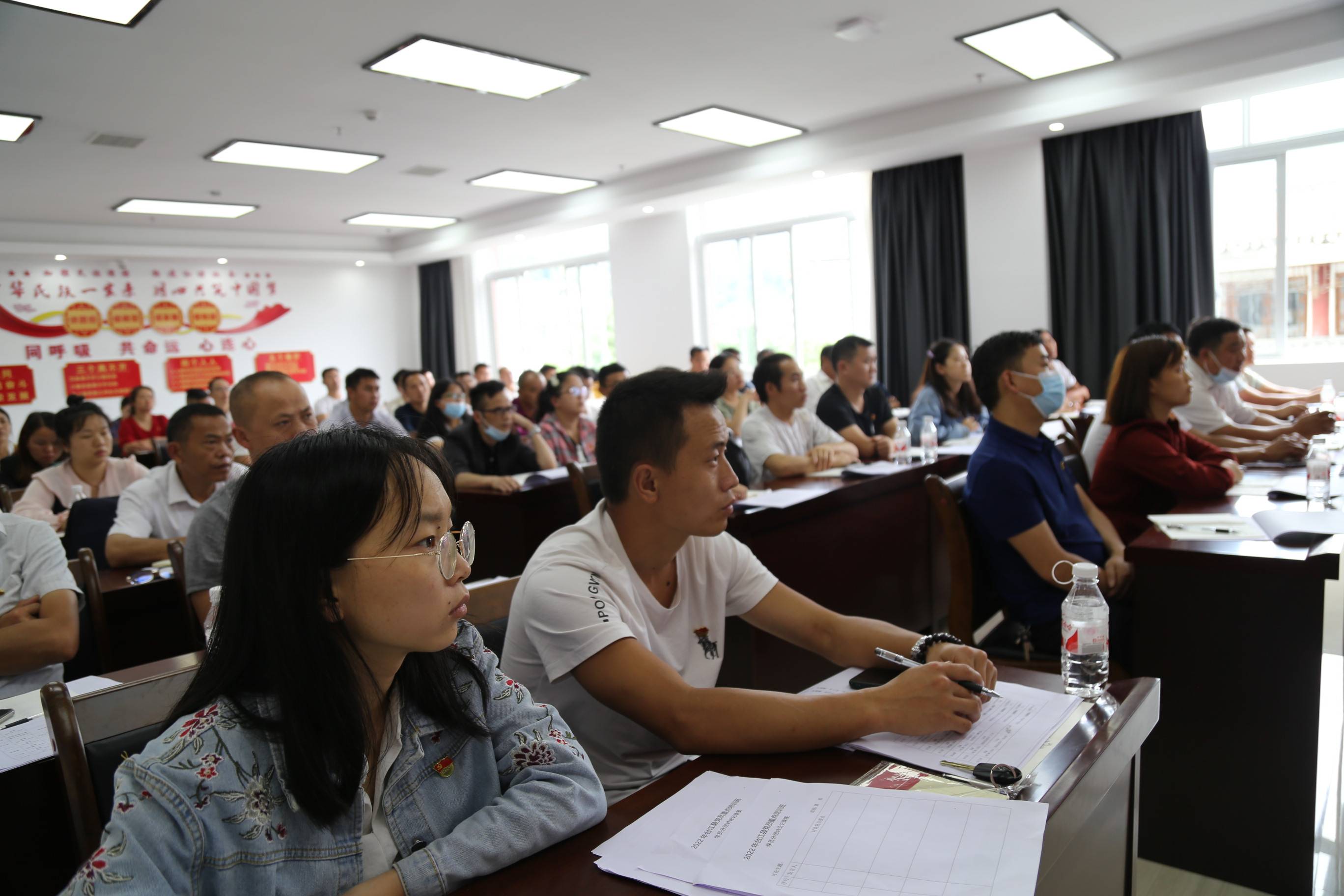 贵州省台江县将国防教育搬进党校课堂为党员干部蓄能充电