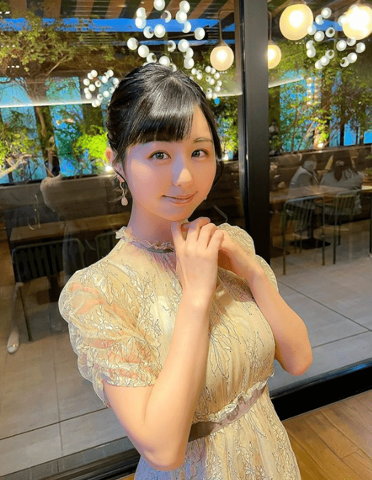 天使童颜下的魔鬼身材!日本正妹:くりえみ美照赏