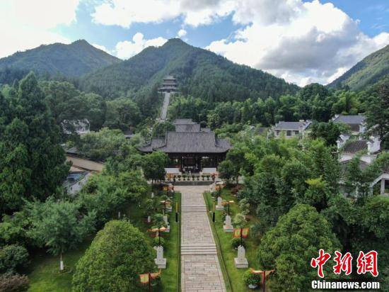 航拍宋代大家黄庭坚故里秀美江西修水双井村