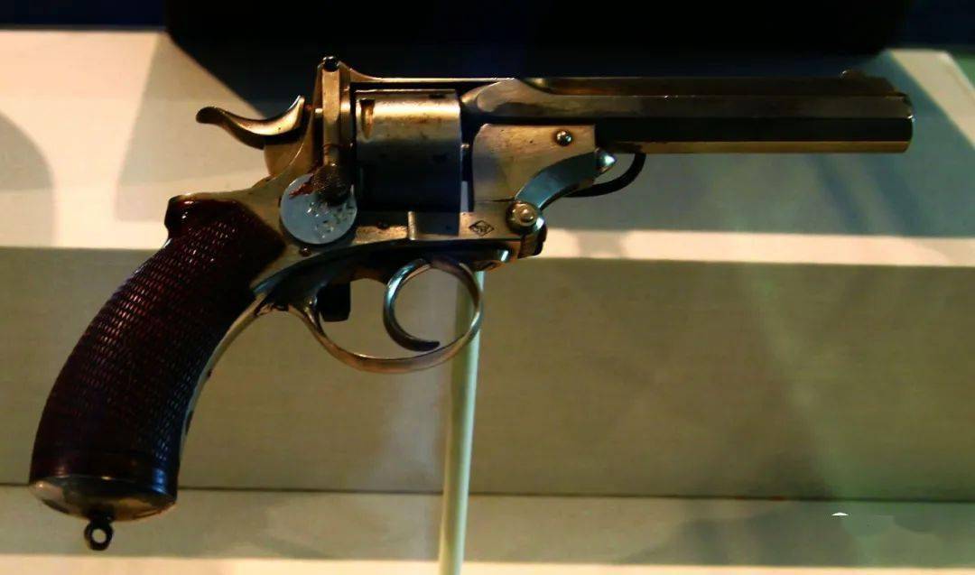 19世纪英国用的枪图片图片