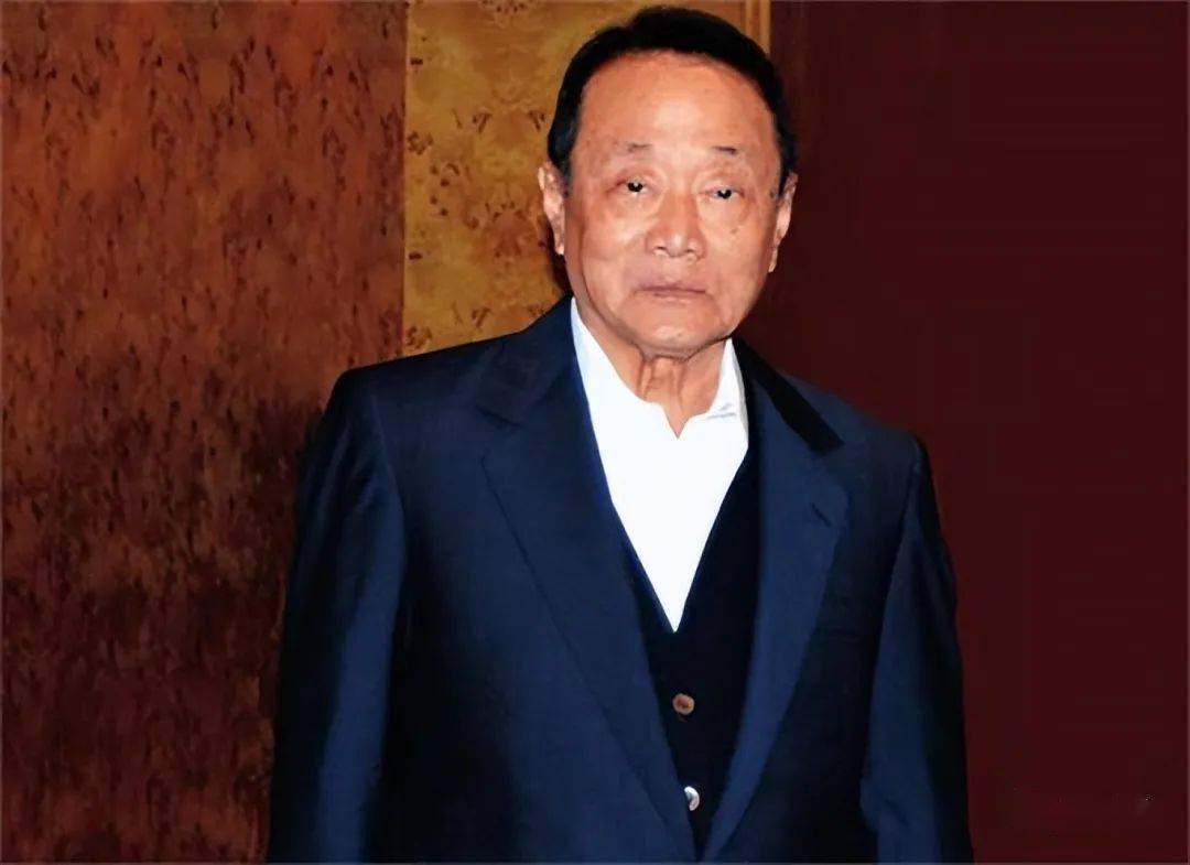 这些孩子中,比较出名的应该是大儿子郭孔丞.