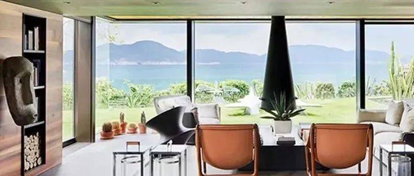 梁志天 私宅|海边的温馨住宅,朴素而真实的治愈能量_AvroKO_建筑_的设计