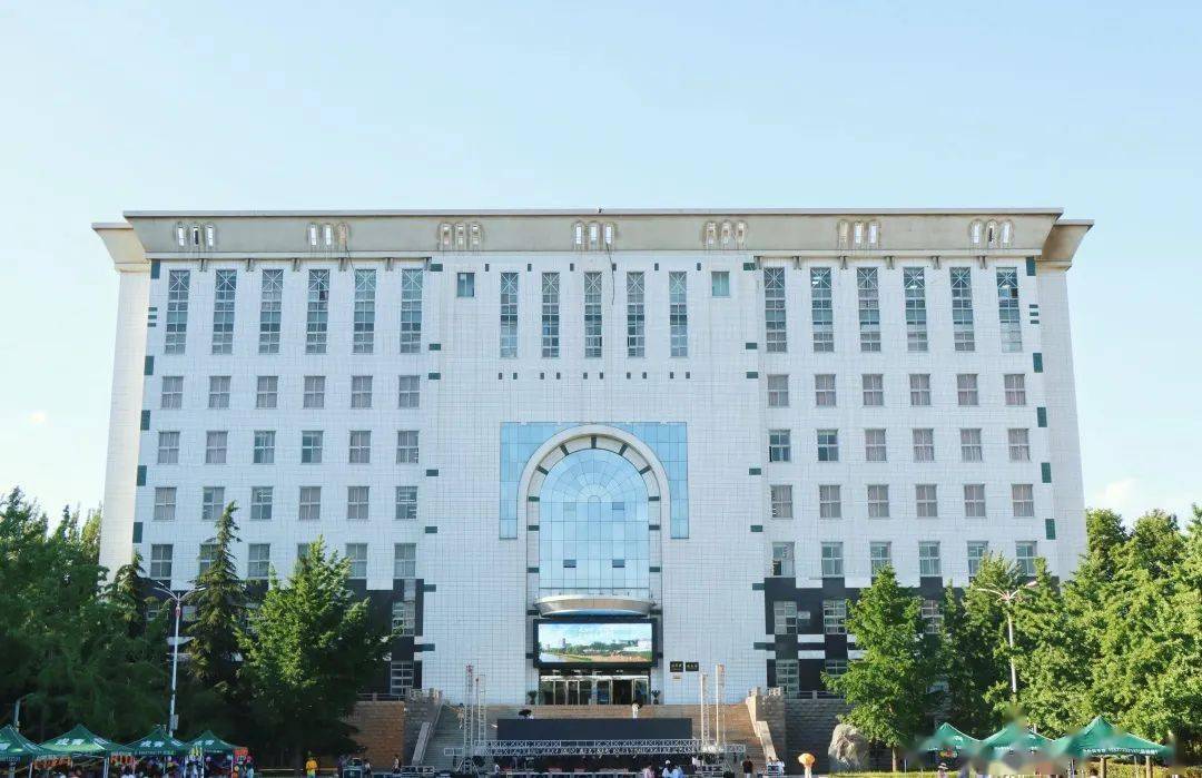 欢迎来到河南师范大学!_图片_良辰美景_汗水