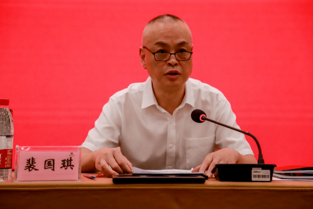 高新区管委会副主任,禁毒委主任,公安分局局长裴国琪讲话高新区管委会