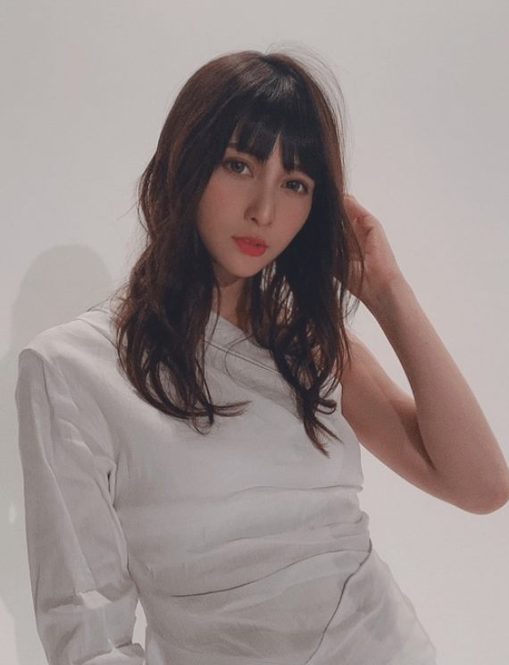 坏女人神代玲花展现好身材混血女神angela芽衣美照赏