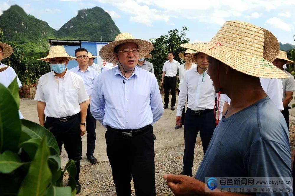 中央农办副主任,农业农村部党组成员,国家乡村振兴局党组书记,局长