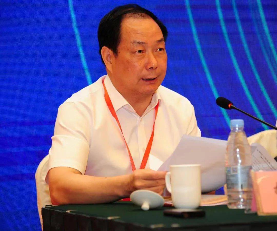 会上,安徽审计职业学院党委副书记,院长胡孝东报告联盟筹备工作情况