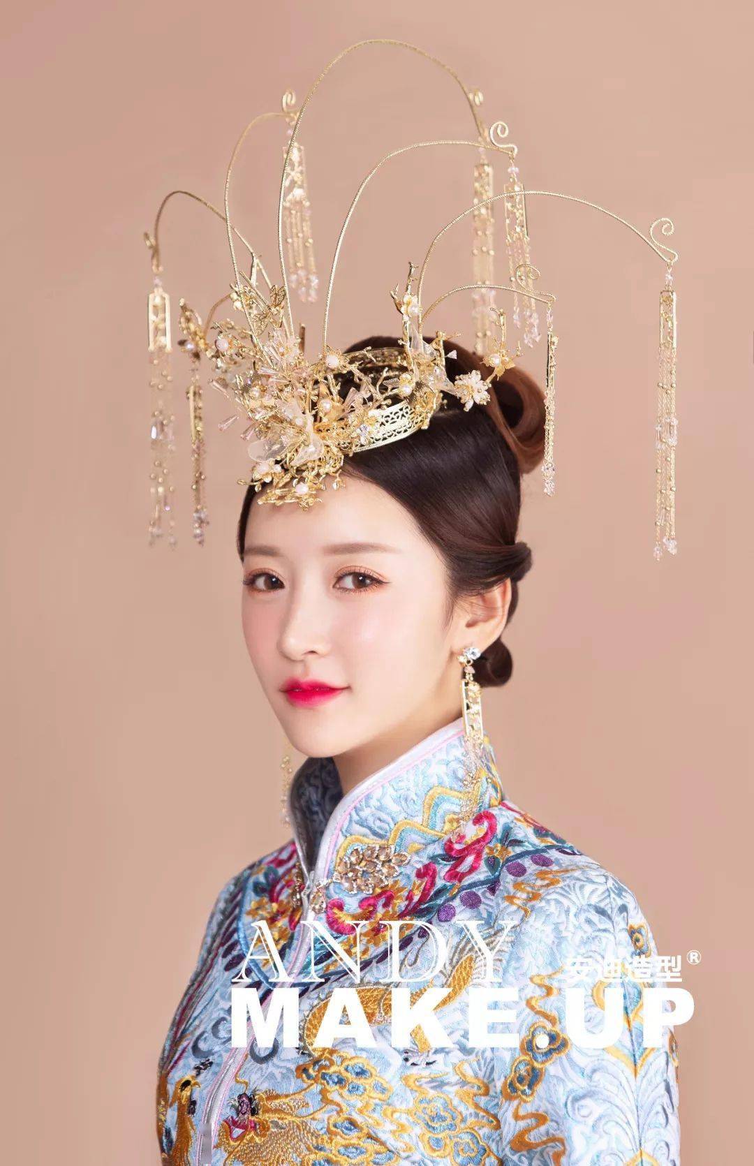 梦幻甜美的抽丝新娘造型出炉挡不住的美丽与灵动