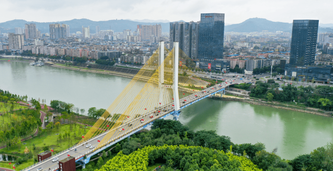 共筑长江上游生态屏障南充广元广安携手共建嘉陵江流域生态环境研究所