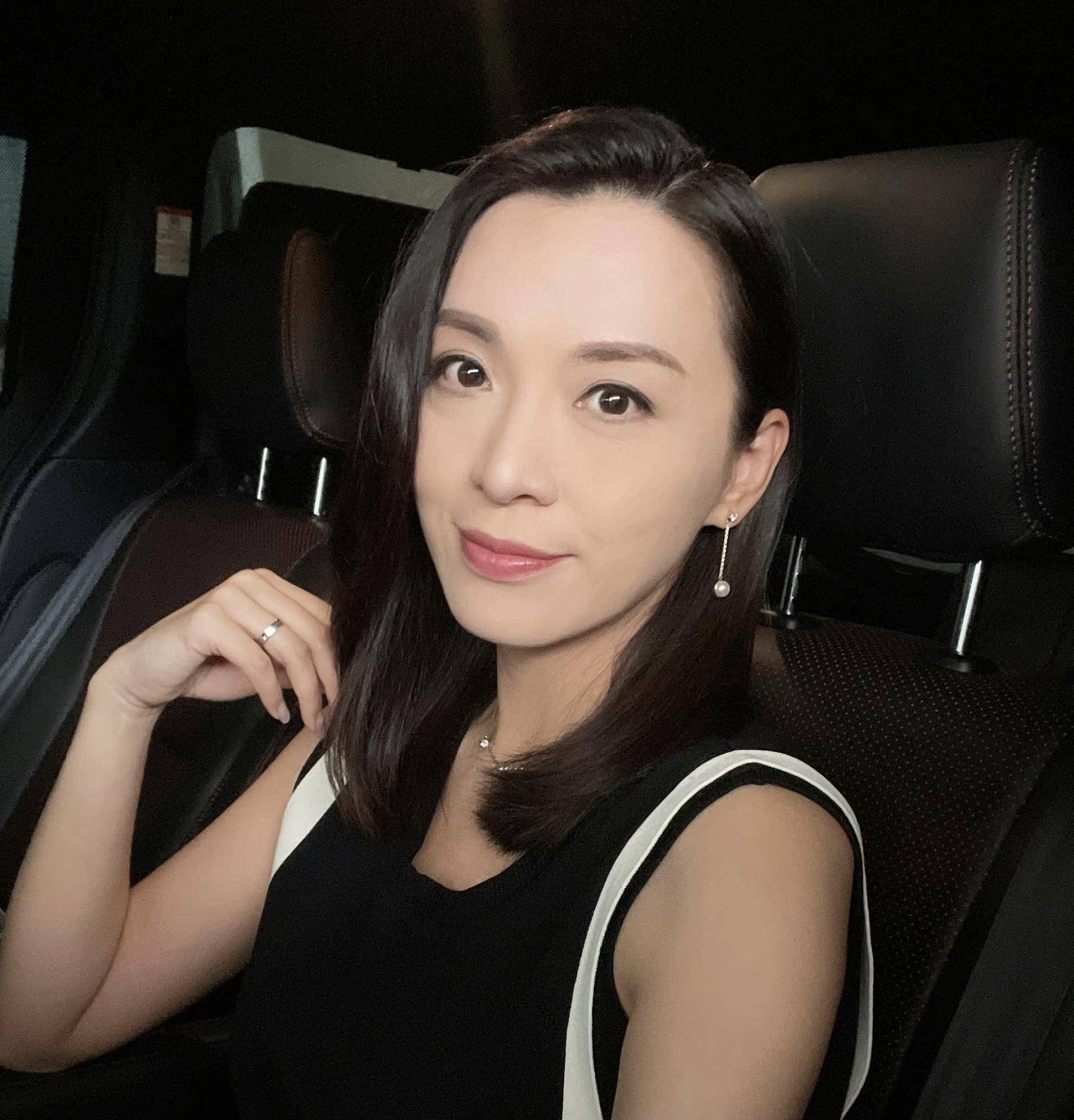 tvb知名女星与医生未婚夫正式注册结婚,迎来人生第二春_陈炜_陈国强