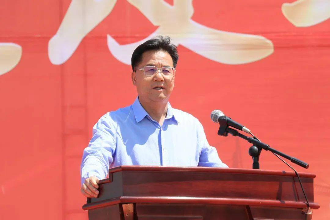 副市长张强主持仪式.