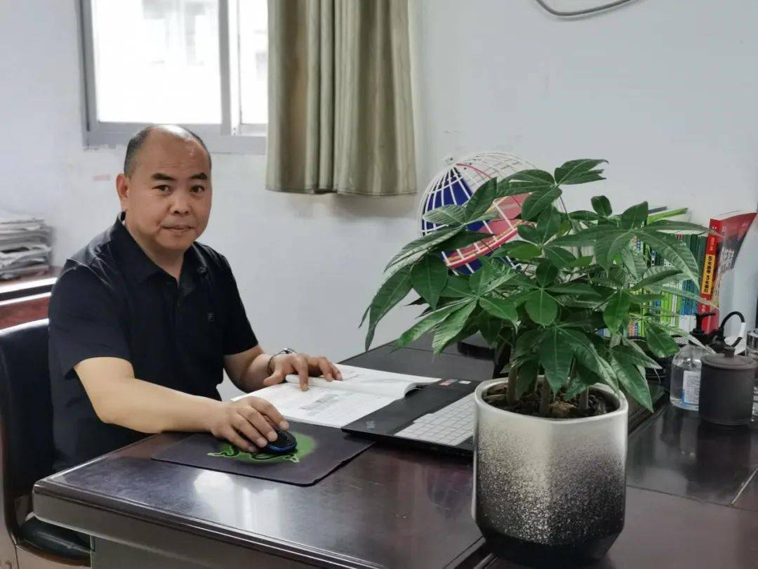 秀山凤凰中学教师风采(部分)