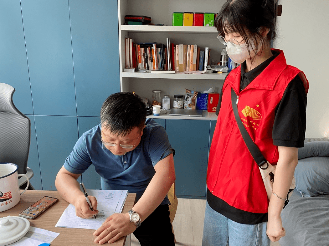 cbd新青年温商大学生开展把人留在温州暑期实践入企调研