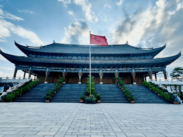 同心筑梦 争创全国民族团结进步示范县 | 云南昭通鲁甸县龙头山清真寺