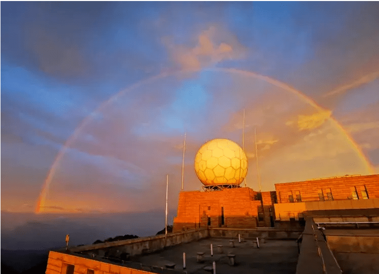 气象景观_自然资源_定云_邓中婷