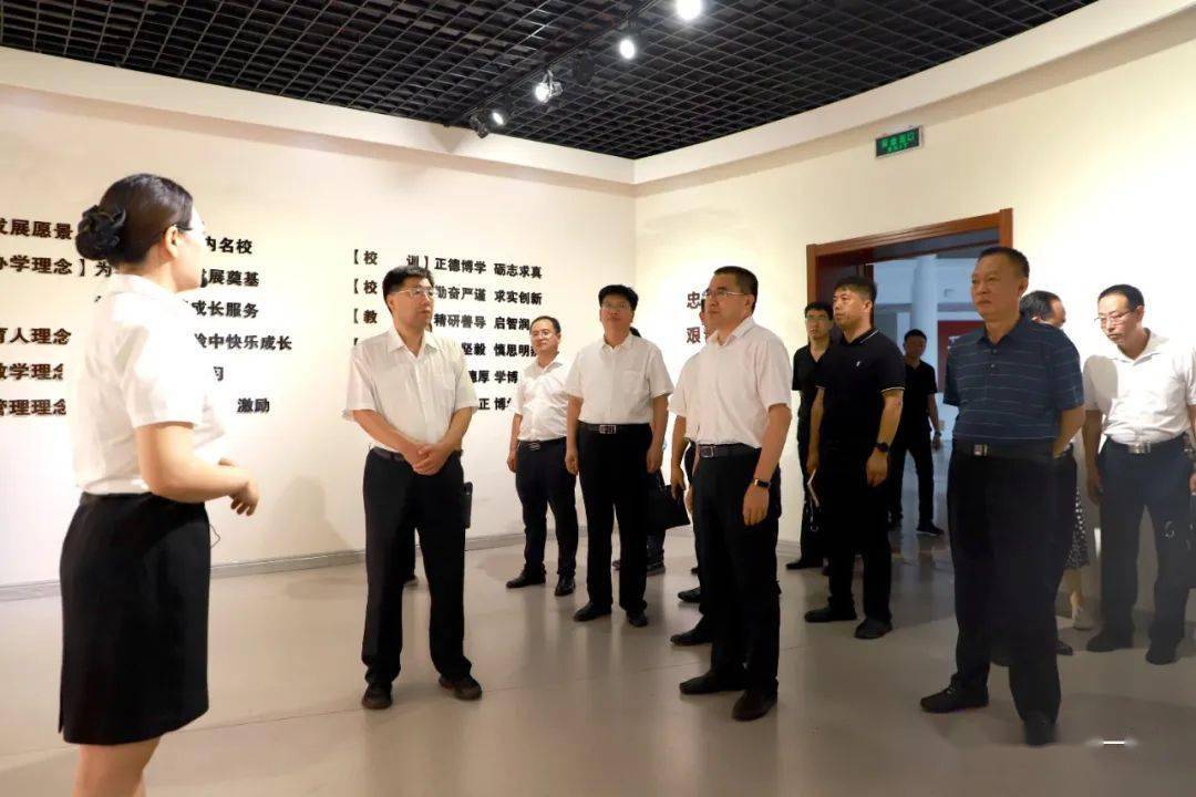 邢台市巨鹿县教育同仁到武安一中观摩考察_郭向军_交流_郭全