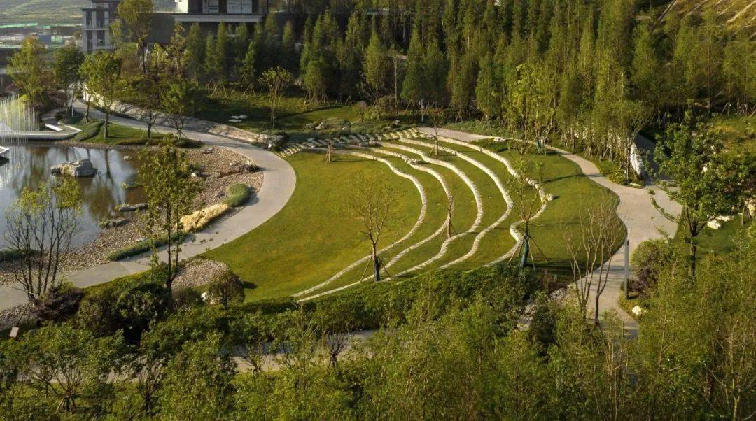 玩转景观高差百变台地让空间有趣