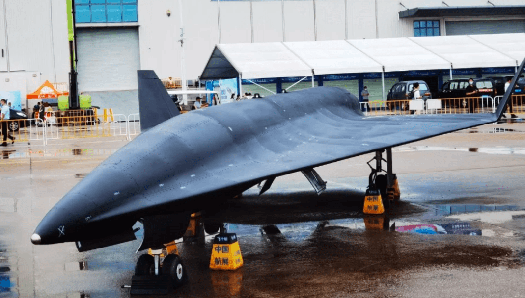 作为飞得最快的军用飞机无侦8是解放军的杀手锏怎么用